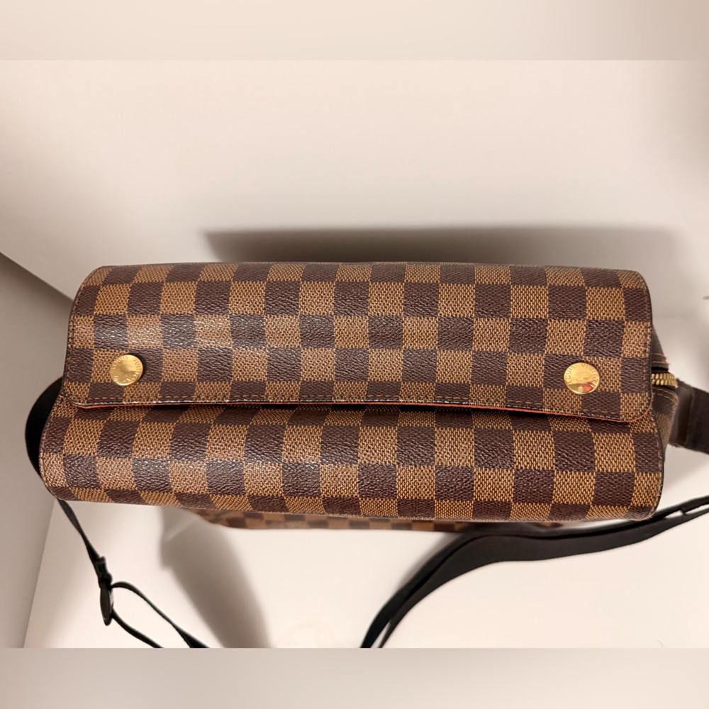 Authentic Louis Vuitton Damier Ebene Naviglio Messenger Bag ✨ - Picture 3 of 15
